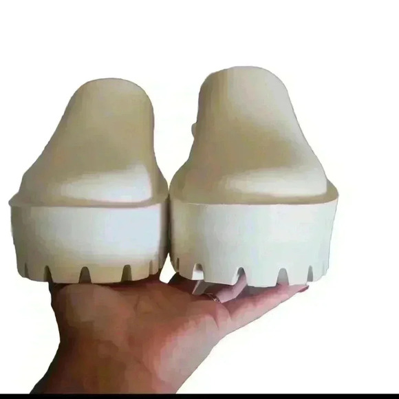 Jeffery Campbell Womens Beige Rubber Platform Slip On Clog 8 - Picture 5 of 12